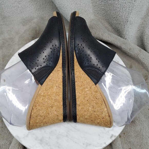 Clarks Shoes Womens Size 9 Black Leather Helio Corridor Wedge Sandals - Picture 8 of 10